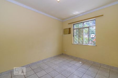 Quarto 1 de casa à venda com 2 quartos, 70m² em Ramos, Rio de Janeiro