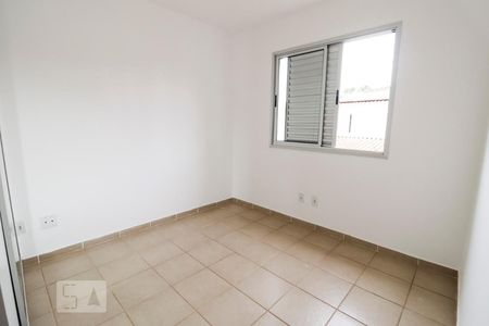 Quarto 1 de casa de condomínio para alugar com 3 quartos, 105m² em Setor Negrão de Lima, Goiânia