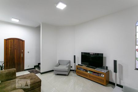 Sala de casa para alugar com 3 quartos, 360m² em Santa Branca, Belo Horizonte