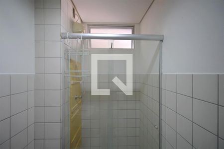 Banheiro de apartamento para alugar com 1 quarto, 25m² em Centro, Belo Horizonte