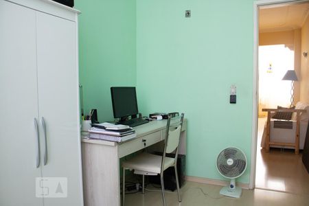 Quarto 2 de apartamento para alugar com 2 quartos, 80m² em Laranjeiras, Rio de Janeiro