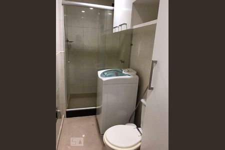 Banheiro de apartamento para alugar com 1 quarto, 52m² em Barra da Tijuca, Rio de Janeiro