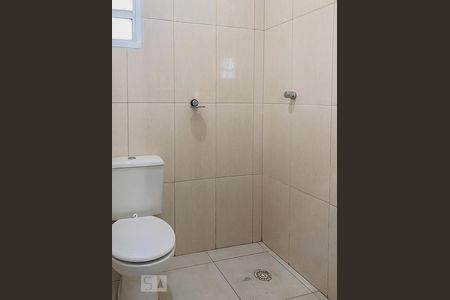 Banheiro de apartamento para alugar com 2 quartos, 50m² em Parque Novo Oratório, Santo André