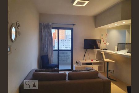 Sala - Detalhe de kitnet/studio à venda com 1 quarto, 50m² em Cambuí, Campinas