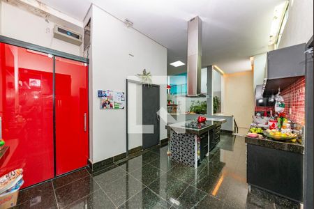 Cozinha de casa para alugar com 3 quartos, 470m² em Buritis, Belo Horizonte