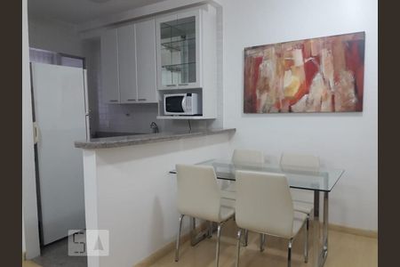 Sala de apartamento à venda com 2 quartos, 75m² em Lourdes, Belo Horizonte