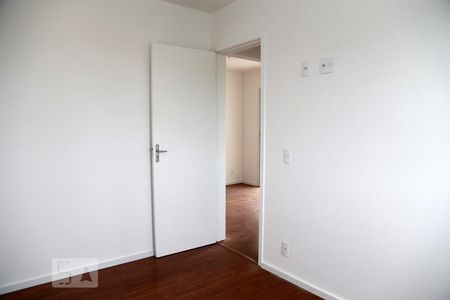 Quarto 2 de apartamento à venda com 2 quartos, 49m² em Jardim Henriqueta, Taboão da Serra