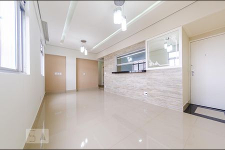 Sala de apartamento para alugar com 2 quartos, 80m² em Caiçara-Adelaide, Belo Horizonte