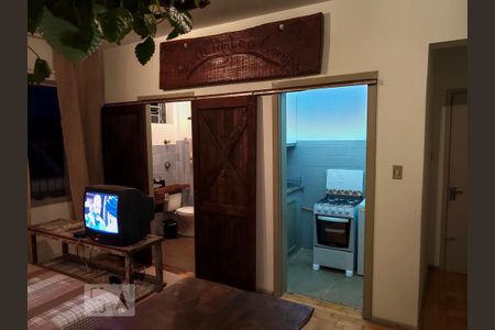 Quarto/Sala de kitnet/studio para alugar com 1 quarto, 25m² em Centro Histórico, Porto Alegre