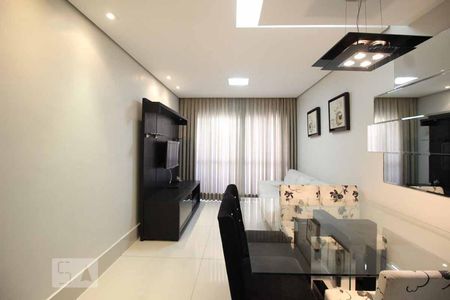 Sala de apartamento à venda com 2 quartos, 90m² em Lourdes, Belo Horizonte