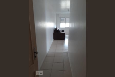 Sala de apartamento para alugar com 1 quarto, 42m² em Passo da Areia, Porto Alegre