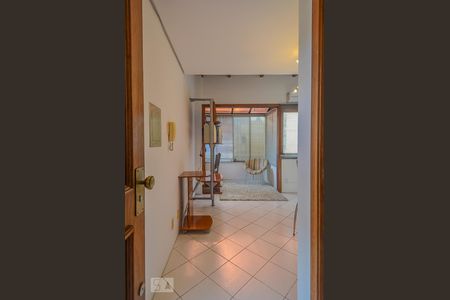 Hall de Entrada de apartamento para alugar com 1 quarto, 40m² em Petrópolis, Porto Alegre