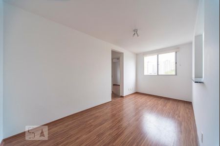 Sala de apartamento para alugar com 2 quartos, 45m² em Vila Homero Thon, Santo André