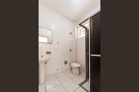 Banheiro de apartamento para alugar com 1 quarto, 70m² em Taquaral, Campinas