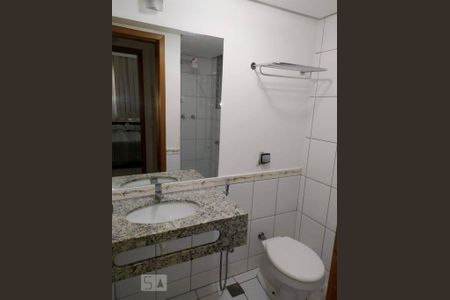 Banheiro de apartamento para alugar com 1 quarto, 30m² em Centro, Niterói