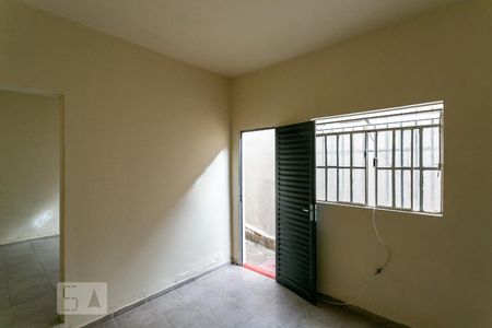 Sala de casa para alugar com 1 quarto, 45m² em Colégio Batista, Belo Horizonte