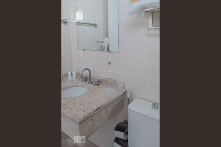 Banheiro de kitnet/studio à venda com 1 quarto, 44m² em Centro, Santo André