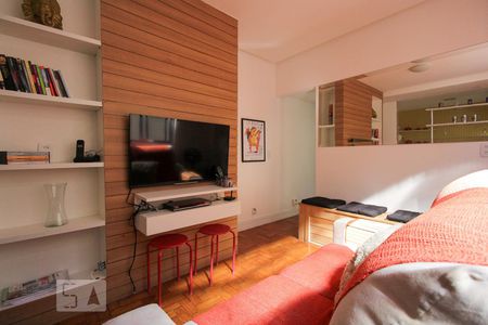 Sala de apartamento para alugar com 1 quarto, 42m² em Santa Teresa, Rio de Janeiro