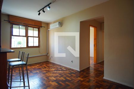 Sala  de apartamento para alugar com 2 quartos, 56m² em Petrópolis, Porto Alegre