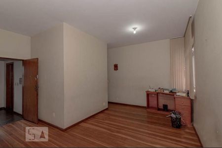 Sala de apartamento à venda com 3 quartos, 100m² em Estoril, Belo Horizonte