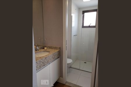 Banheiro de apartamento para alugar com 1 quarto, 38m² em Liberdade, São Paulo