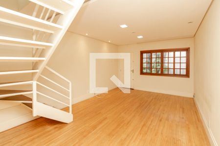 Sala de casa para alugar com 2 quartos, 134m² em Santo Amaro, São Paulo