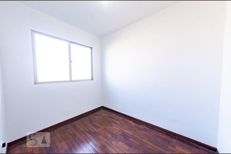 Quarto 1 de apartamento à venda com 2 quartos, 60m² em João Pinheiro, Belo Horizonte