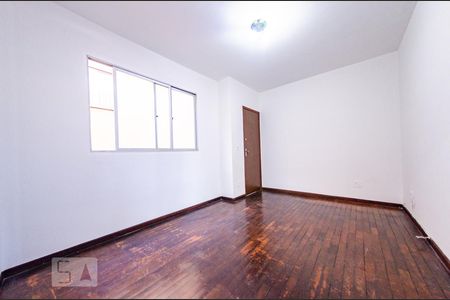 Sala de apartamento à venda com 2 quartos, 60m² em João Pinheiro, Belo Horizonte