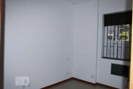 Quarto de apartamento para alugar com 3 quartos, 120m² em Santa Teresa, Rio de Janeiro