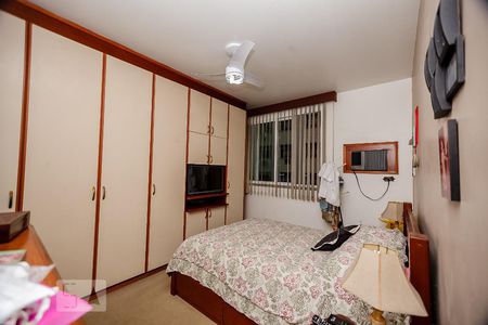 Quarto da Suite de apartamento para alugar com 4 quartos, 222m² em Icaraí, Niterói