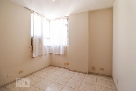 Quarto 1 de apartamento para alugar com 3 quartos, 71m² em Setor Oeste, Goiânia