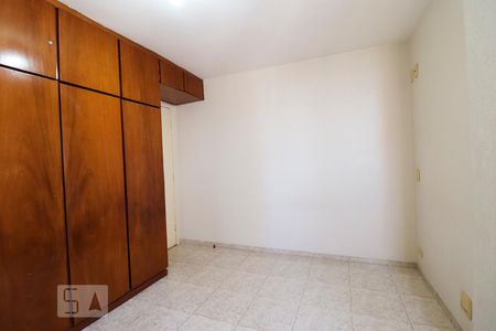 Quarto 2 de apartamento para alugar com 3 quartos, 71m² em Setor Oeste, Goiânia