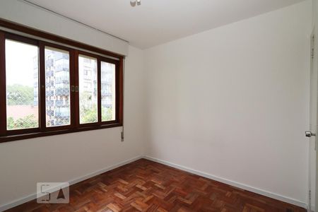 Quarto 1 de apartamento para alugar com 1 quarto, 35m² em Petrópolis, Porto Alegre