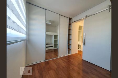 Quarto  de apartamento para alugar com 2 quartos, 86m² em Jardim Flor da Montanha, Guarulhos