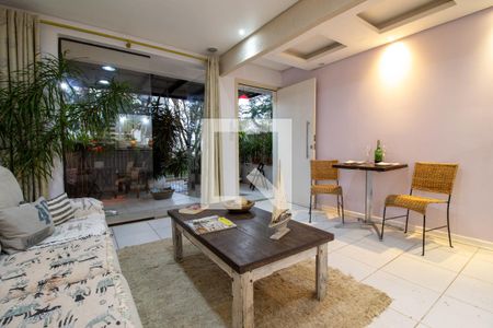 Sala de casa para alugar com 1 quarto, 50m² em Petrópolis, Porto Alegre