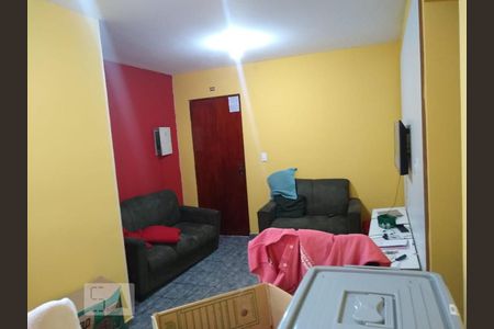 Detalhe Sala de apartamento à venda com 2 quartos, 60m² em Parque Pinheiros, Taboão da Serra