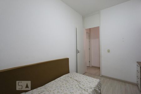 Quarto 1  de apartamento para alugar com 2 quartos, 52m² em Jacarepaguá, Rio de Janeiro