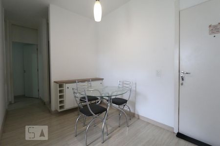 Sala de apartamento para alugar com 2 quartos, 52m² em Jacarepaguá, Rio de Janeiro