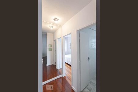 Corredor de apartamento para alugar com 2 quartos, 75m² em Sion, Belo Horizonte