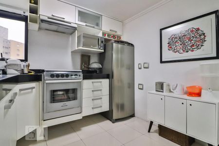 Cozinha de apartamento para alugar com 1 quarto, 56m² em Jardim Paulista, São Paulo