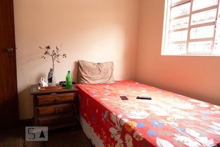 Quarto 2 de casa para alugar com 3 quartos, 140m² em Floresta, Belo Horizonte