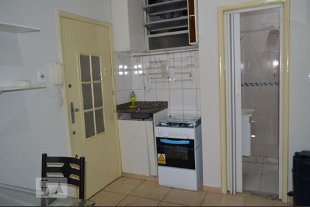 Cozinha de kitnet/studio à venda com 1 quarto, 30m² em Centro, Niterói