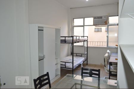 Quarto de kitnet/studio à venda com 1 quarto, 30m² em Centro, Niterói