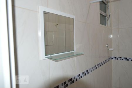 Banheiro de kitnet/studio à venda com 1 quarto, 30m² em Centro, Niterói