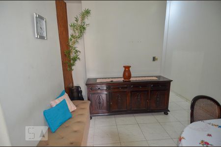 Sala de apartamento para alugar com 2 quartos, 50m² em Catete, Rio de Janeiro