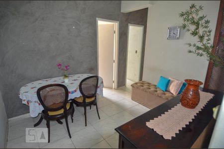 Sala de apartamento para alugar com 2 quartos, 50m² em Catete, Rio de Janeiro