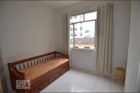 Quarto 1 de apartamento para alugar com 2 quartos, 50m² em Catete, Rio de Janeiro