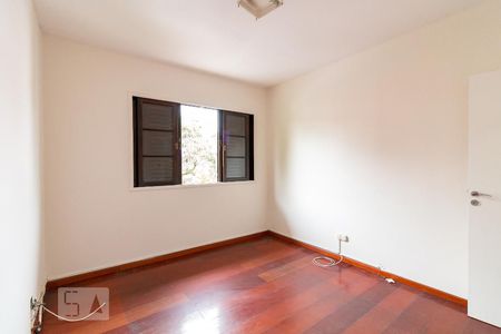 Quarto 1 de casa para alugar com 3 quartos, 211m² em Jardim Maia, Guarulhos