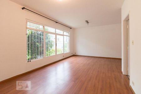 Sala de casa para alugar com 3 quartos, 211m² em Jardim Maia, Guarulhos