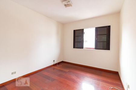 Quarto 1 de casa para alugar com 3 quartos, 211m² em Jardim Maia, Guarulhos